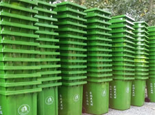 公司為東營市某縣供應2000套垃圾桶